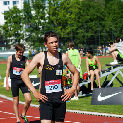 Roberts izskrien jaunu PB 1500m - 4:09,67!