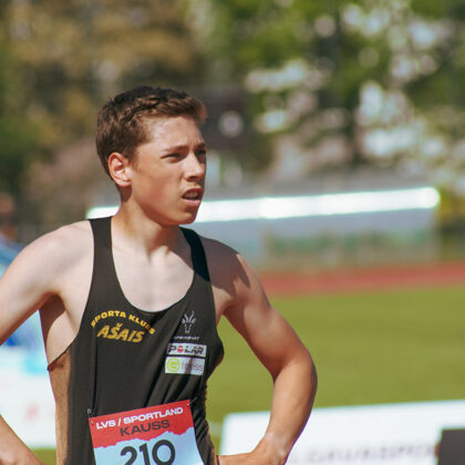 Roberts izskrien jaunu PB 1500m - 4:09,67!