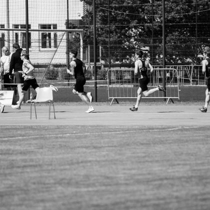 Roberts izskrien jaunu PB 1500m - 4:09,67!