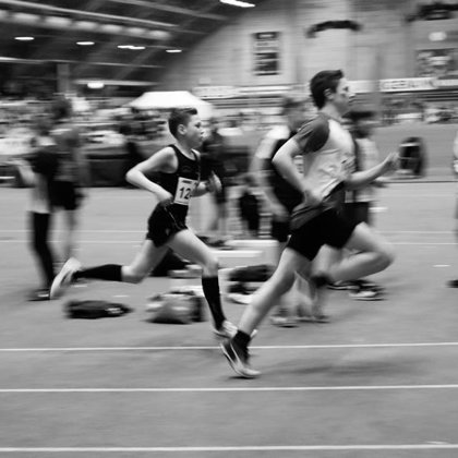 Tampere, 800m distancē