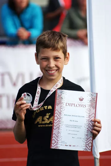 Sudrabs Latvijas U14 čempionātā 1000m distancē, 2016. gada vasara!