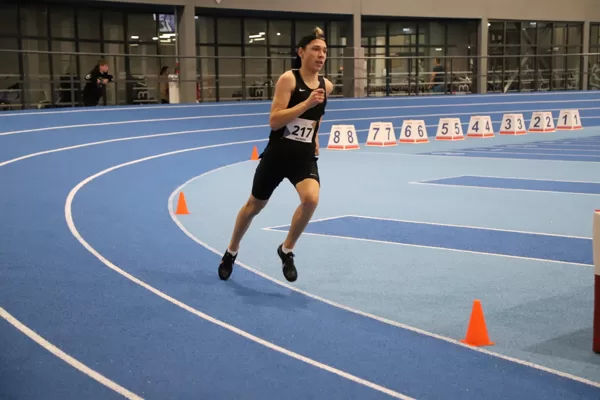 Roberts sacensībās Valga- Valmiera izskrien jaunu PB un kluba rekordu 1000m!