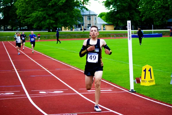 Tartu, 2020. gada 3. jūnijs - 800m@2:07,01