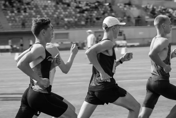 Robertam jauns PB 1500m - 4:00,87!!! Latvijas čempionāts
