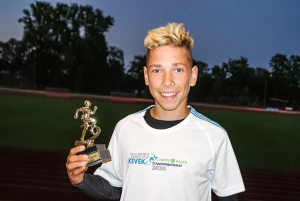 Tartu izskriets 1500m  jauna PB ātrumā - 4:15,55