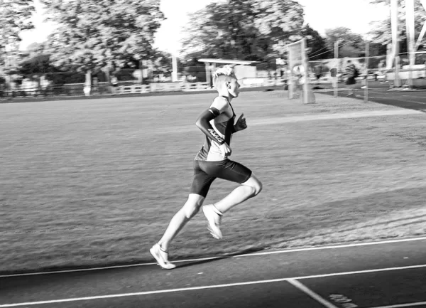 Tartu izskriets 1500m  jauna PB ātrumā - 4:15,55