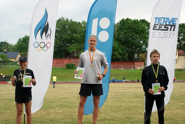 Valgas apriņķa čempionātā sudrabs 1500m ar jaunu PB - 4:25,36!