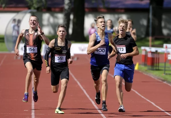 Bronza Latvijas U18 čempionātā - 1500m