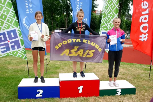 OGRES NOVADA SPORTA CENTRA ATKLĀTĀS SACENSĪBAS U14 VECUMA GRUPAI