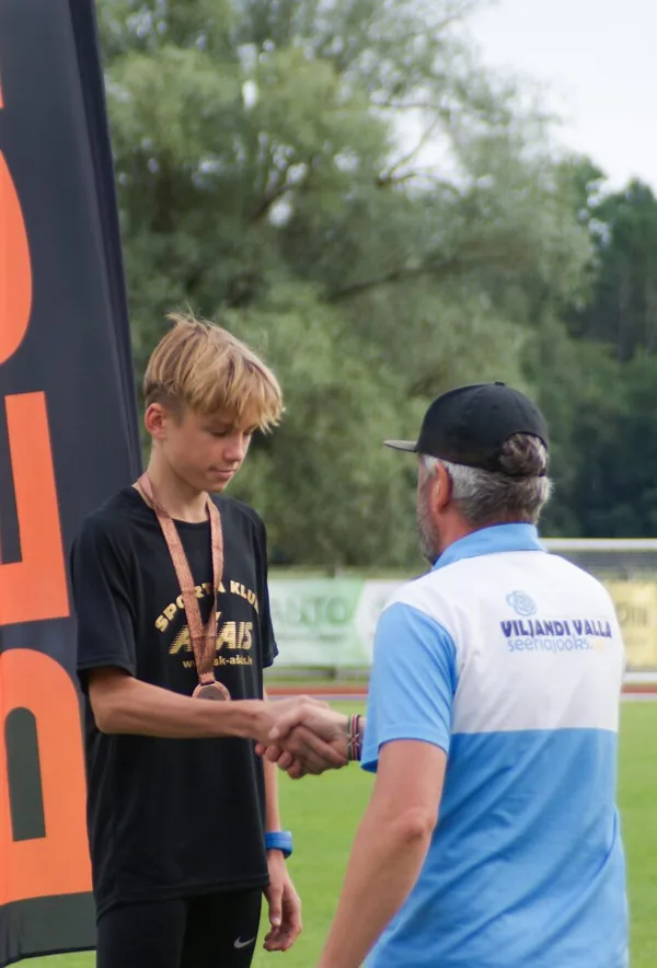 Igaunijas sacensību seriāls, Vīlande. 600m